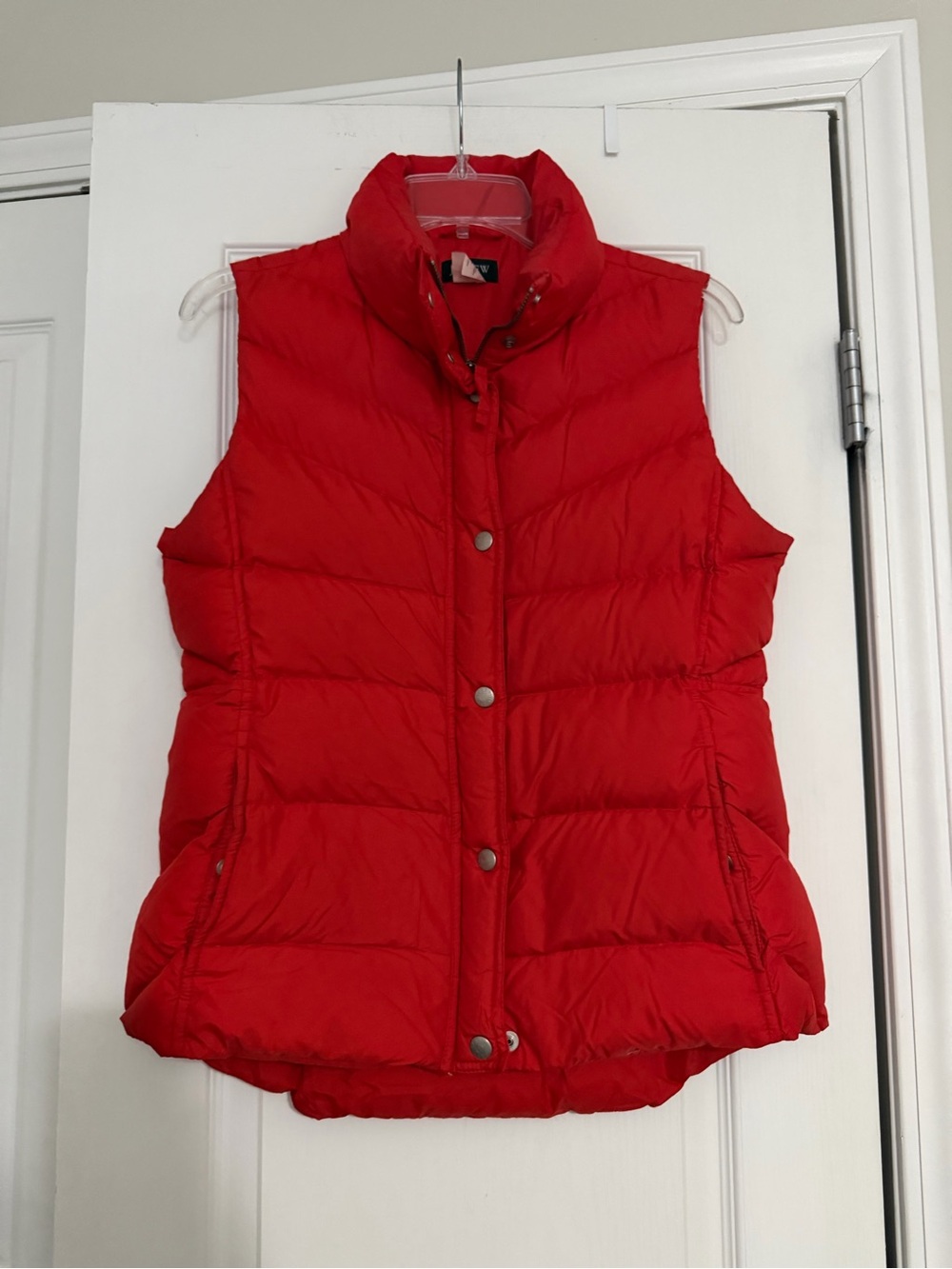 J Crew Red puffer vest with quilted pattern, Size M